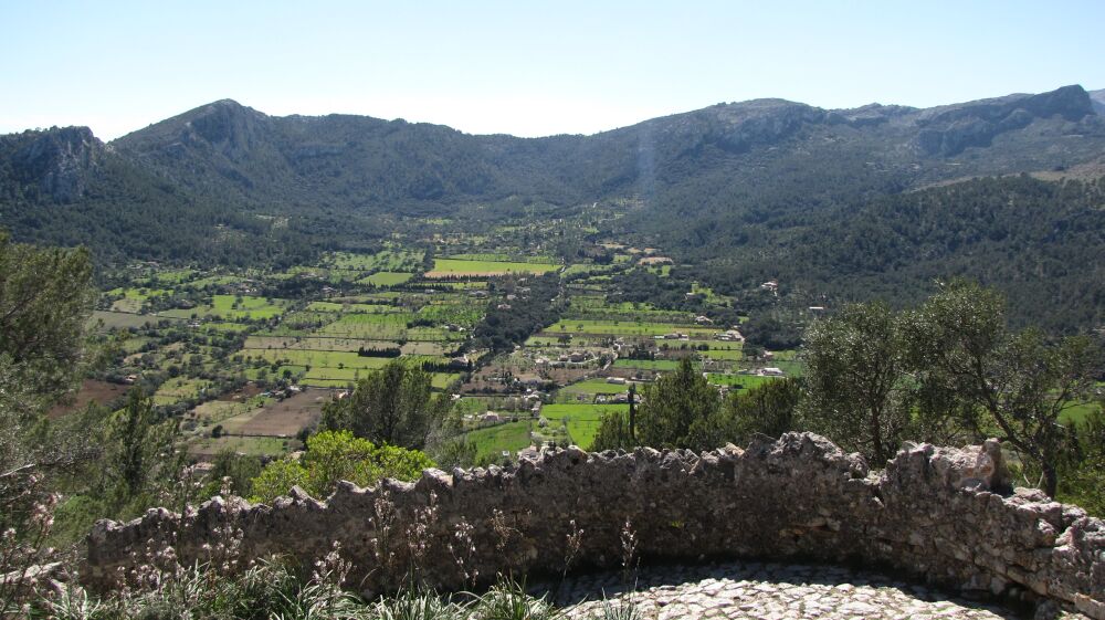 Weg zum Puig Maria