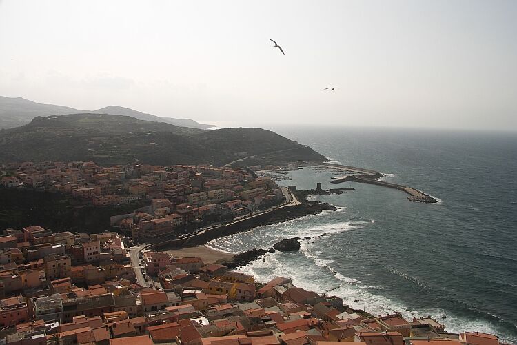 Castelsardo, Blick zum Hauptort mit unserem Hotel