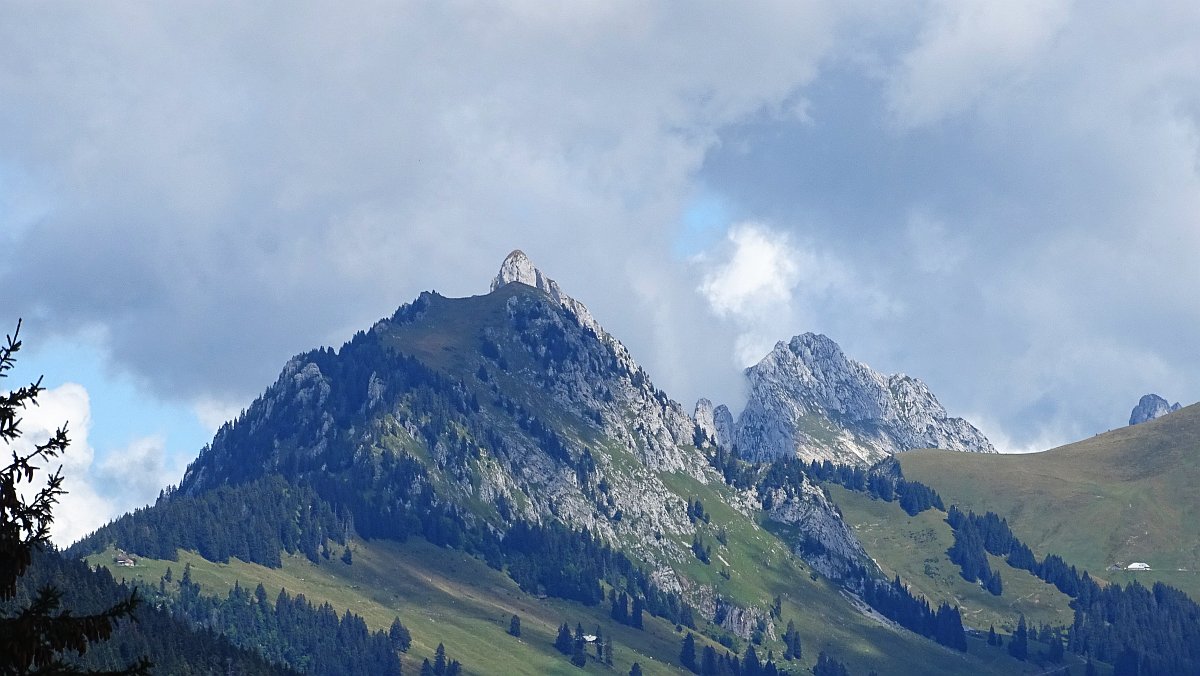 unbekannte Bergspitzen